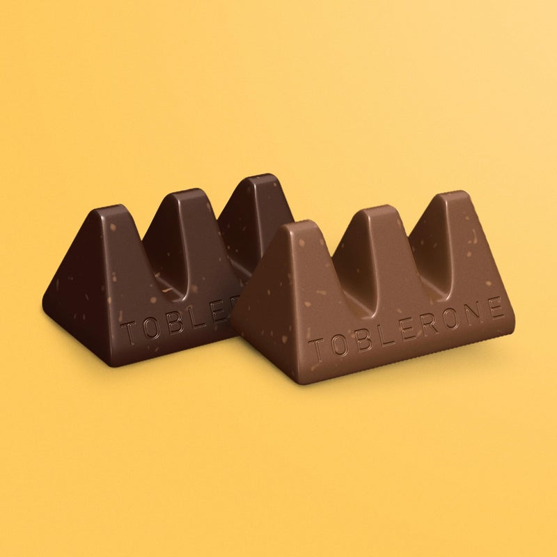 TOBLERONE Tiny Assorted Chocolate Bars Variety Pack (Milk & Dark), 1 Gift Box (25 Pieces) - Image 4